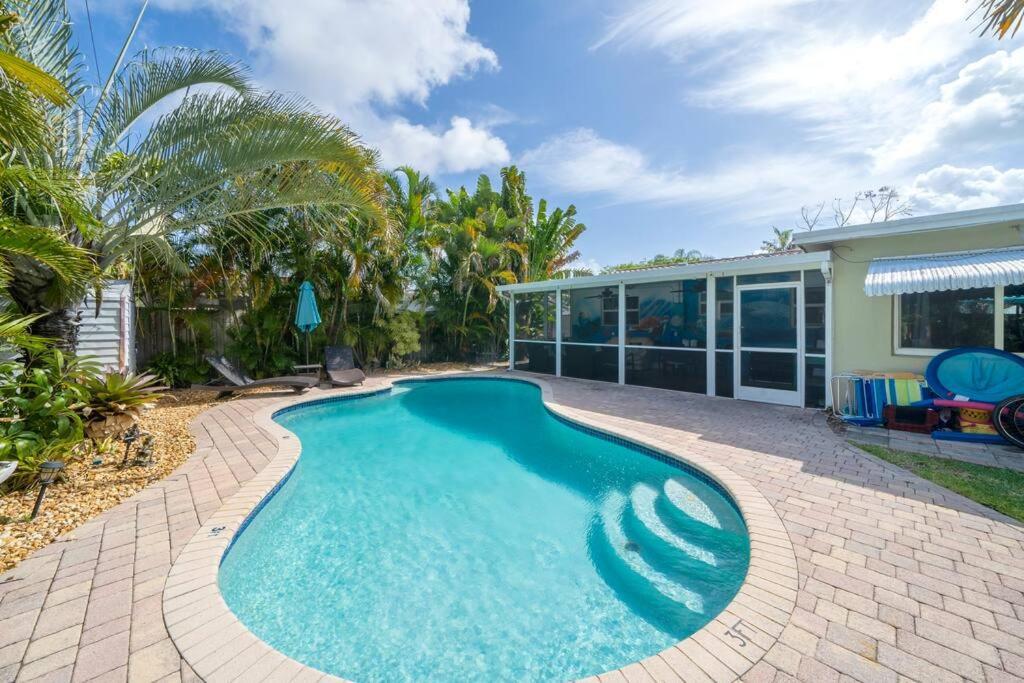 Palm Paradise-Seaside Home W Heated Saltwater Pool 劳德代尔堡 外观 照片